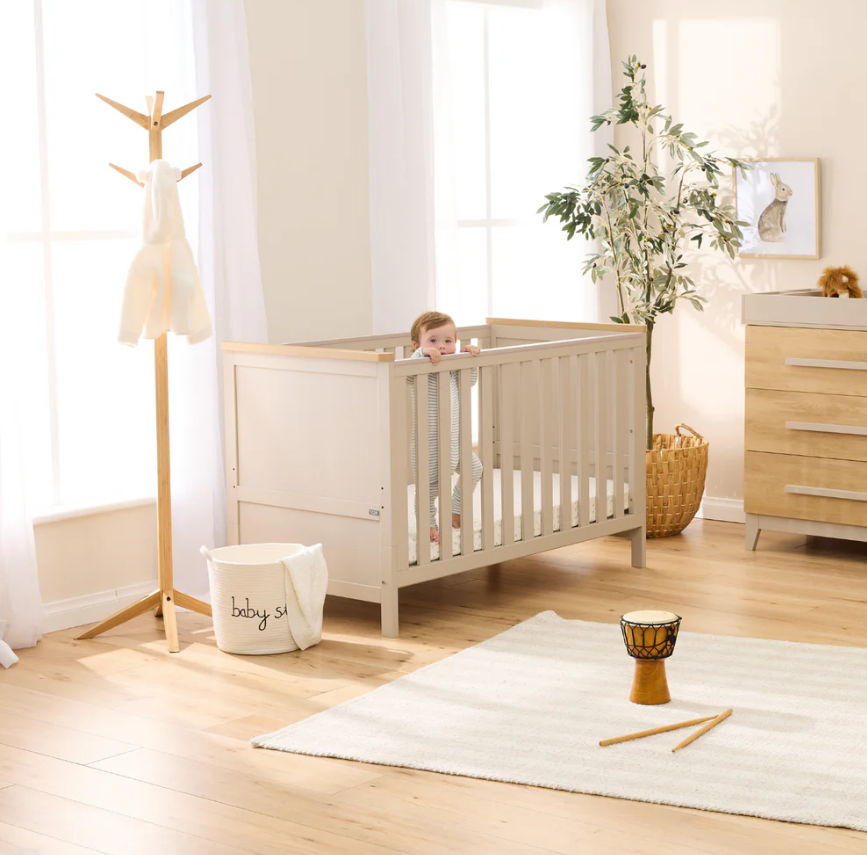 Tutti Bambini Tutti Bambini Misha Cot in Mushroom & Golden Oak
