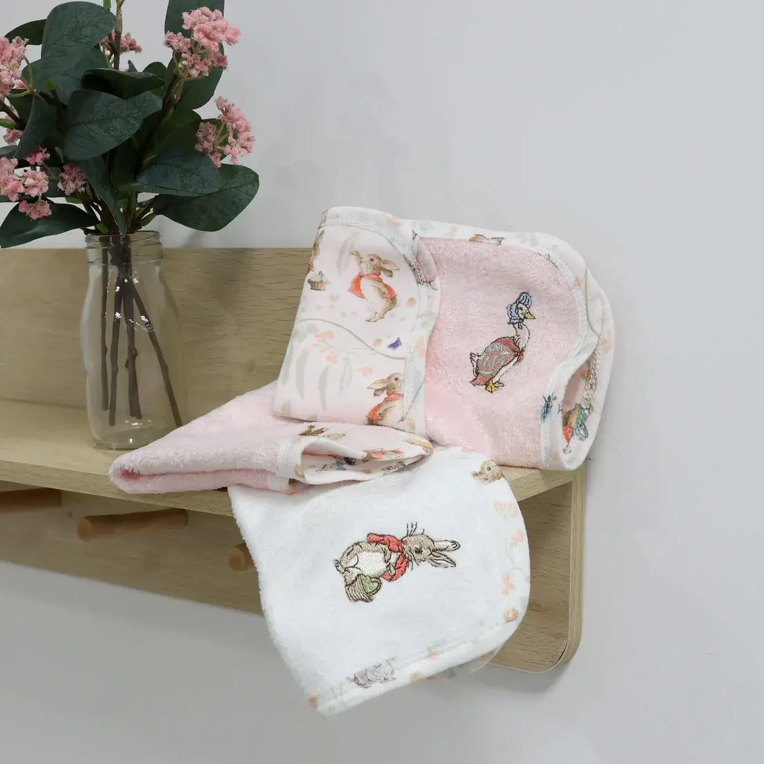 Bubba Blue Bubba Blue Peter Rabbit Flopsy Mopsy & Cottontail 3PK Face Washers