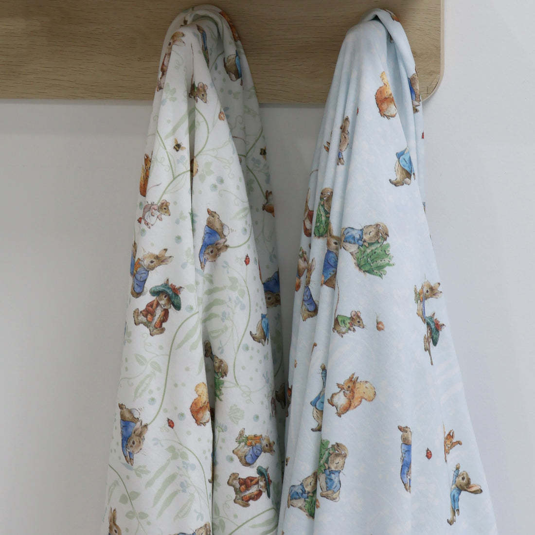 Bubba Blue Bubba Blue Peter Rabbit & Benjamin 2PK Jersey Wraps