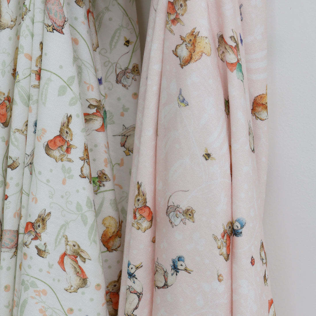 Bubba Blue Bubba Blue Peter Rabbit Flopsy Mopsy & Cottontail 2PK Jersey Wraps