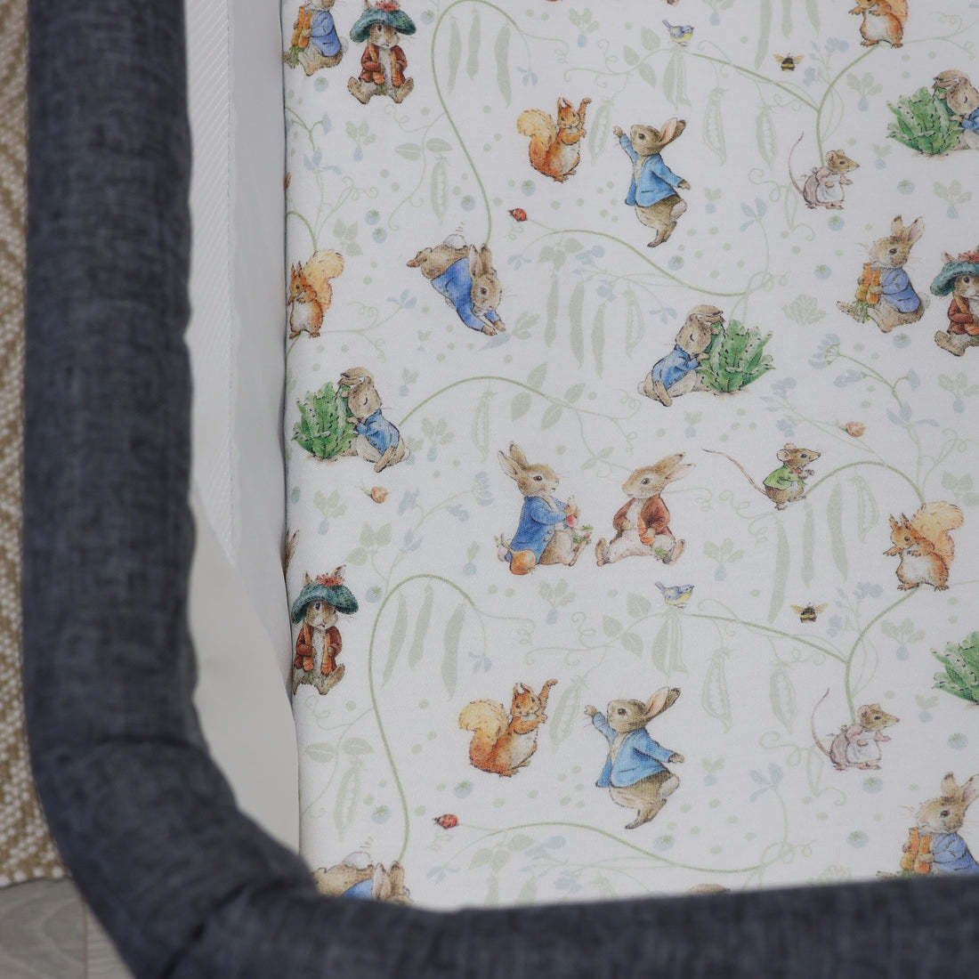 Bubba Blue Bubba Blue Peter Rabbit & Benjamin Bunny Bedside Sleeper Fitted Sheet