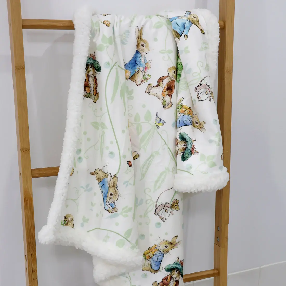 Bubba Blue Bubba Blue Peter Rabbit & Benjamin Bunny Cuddle Blanket