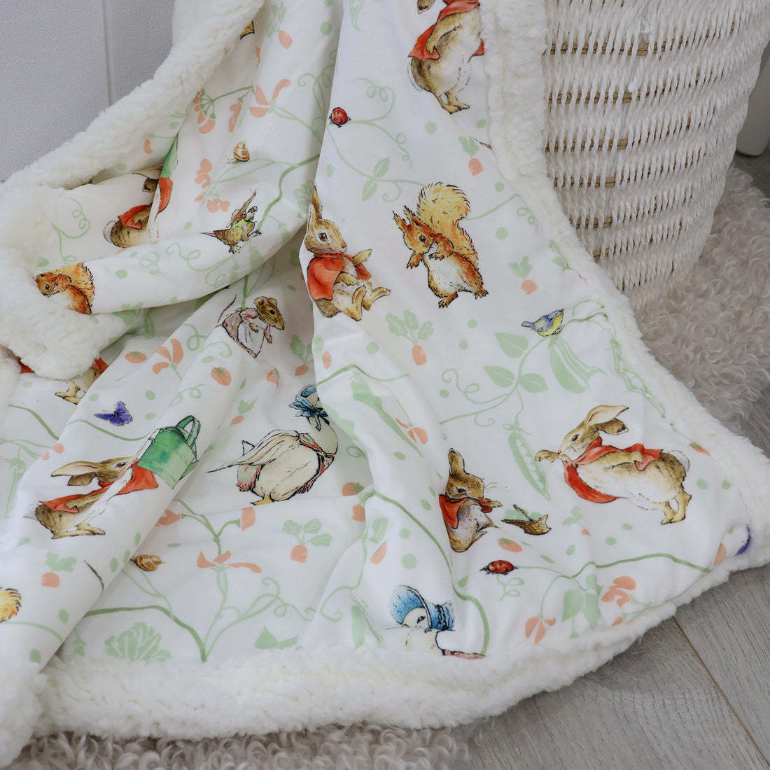 Bubba Blue Bubba Blue Peter Rabbit Flopsy Mopsy & Cottontail Cuddle Blanket
