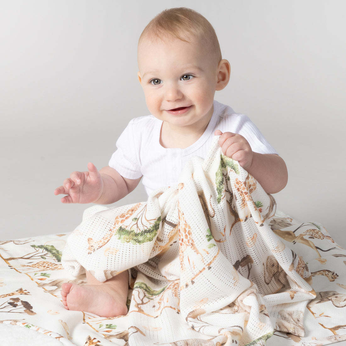 Bubba Blue Bubba Blue Adventure Bamboo Digital Print Cellular Blanket