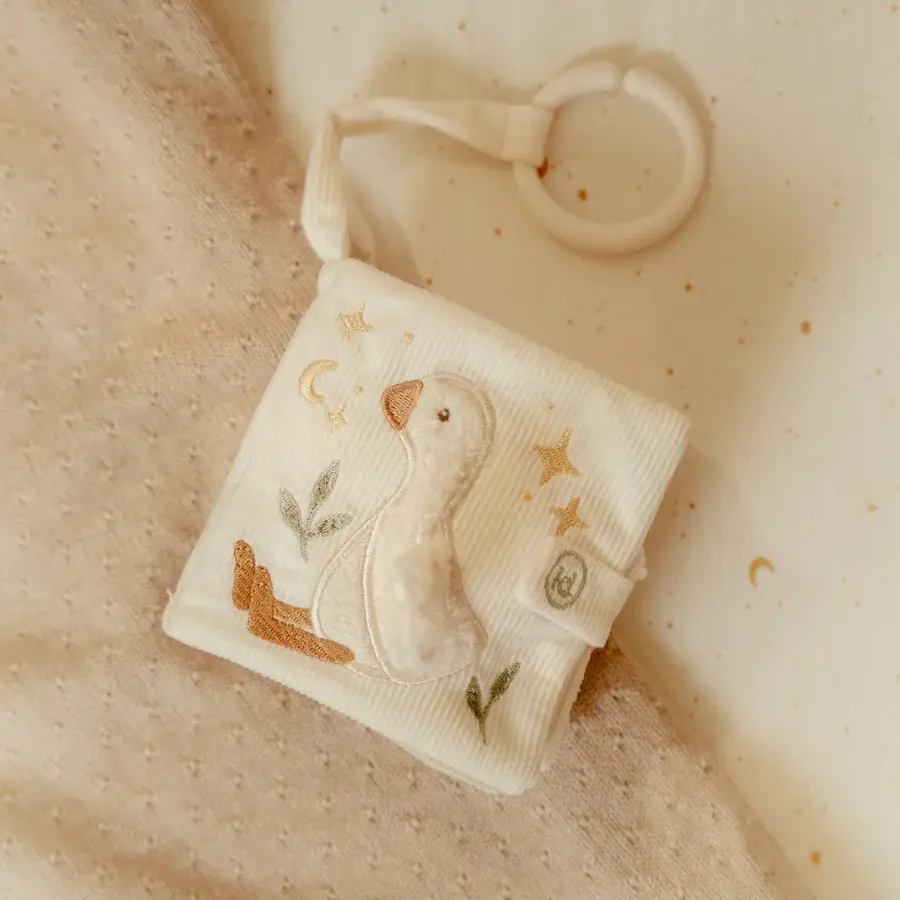 Little Dutch Little Dutch Goose Stroller Book - Newborn Naturals