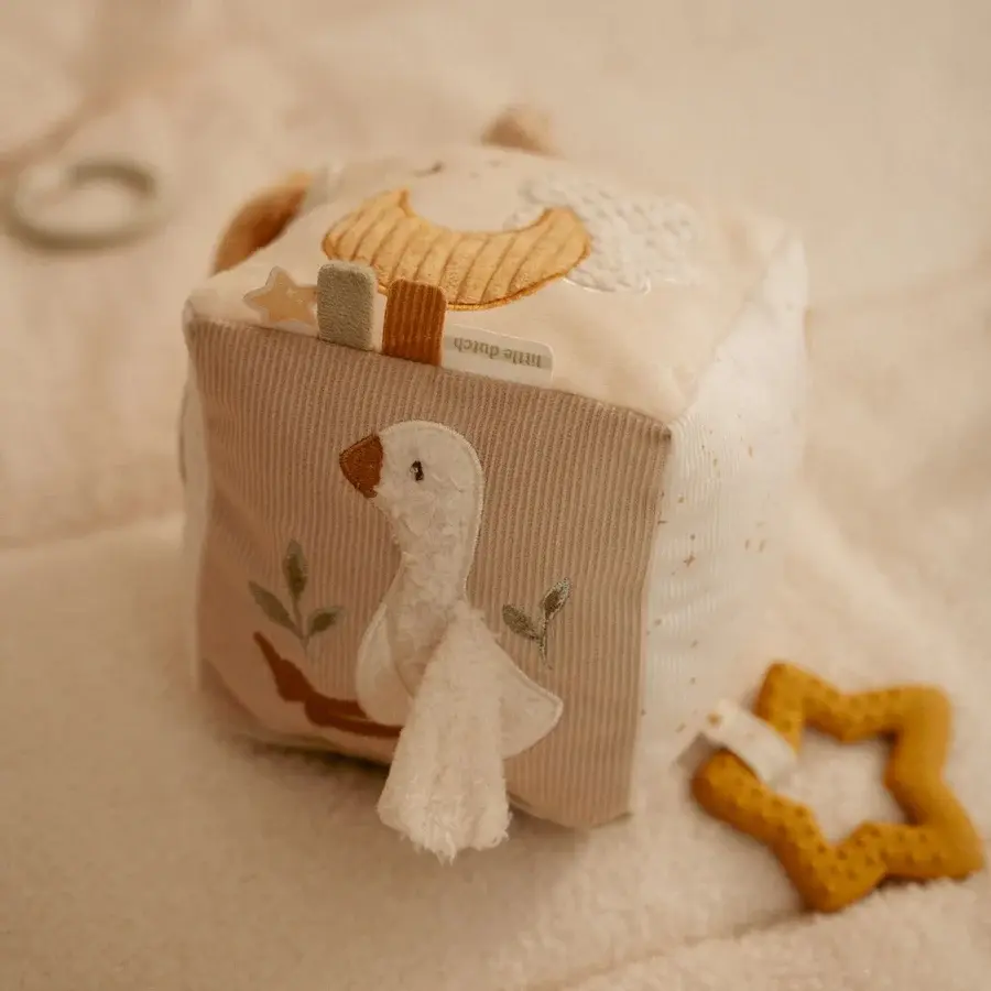 Little Dutch Little Dutch Goose Soft Activity Cube - Newborn Naturals