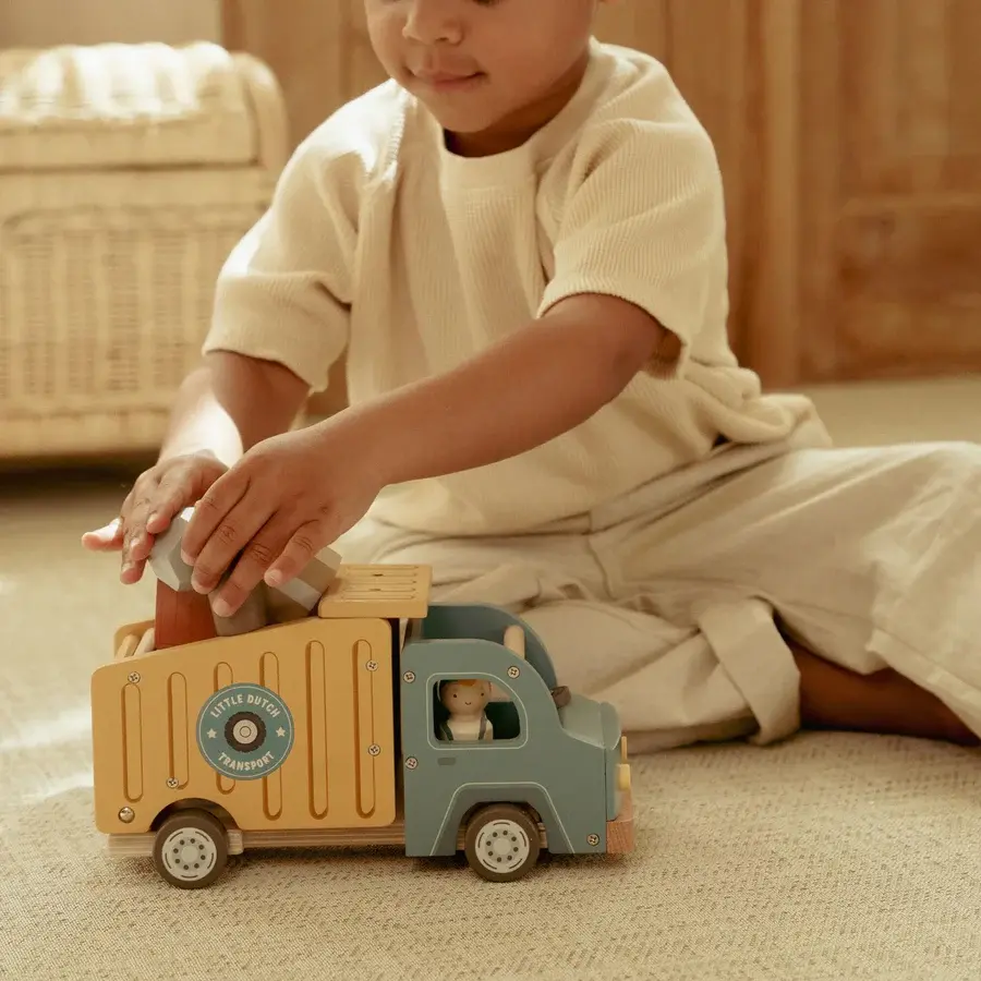 Little Dutch Little Dutch Garbage Truck w/ Peg Dolls