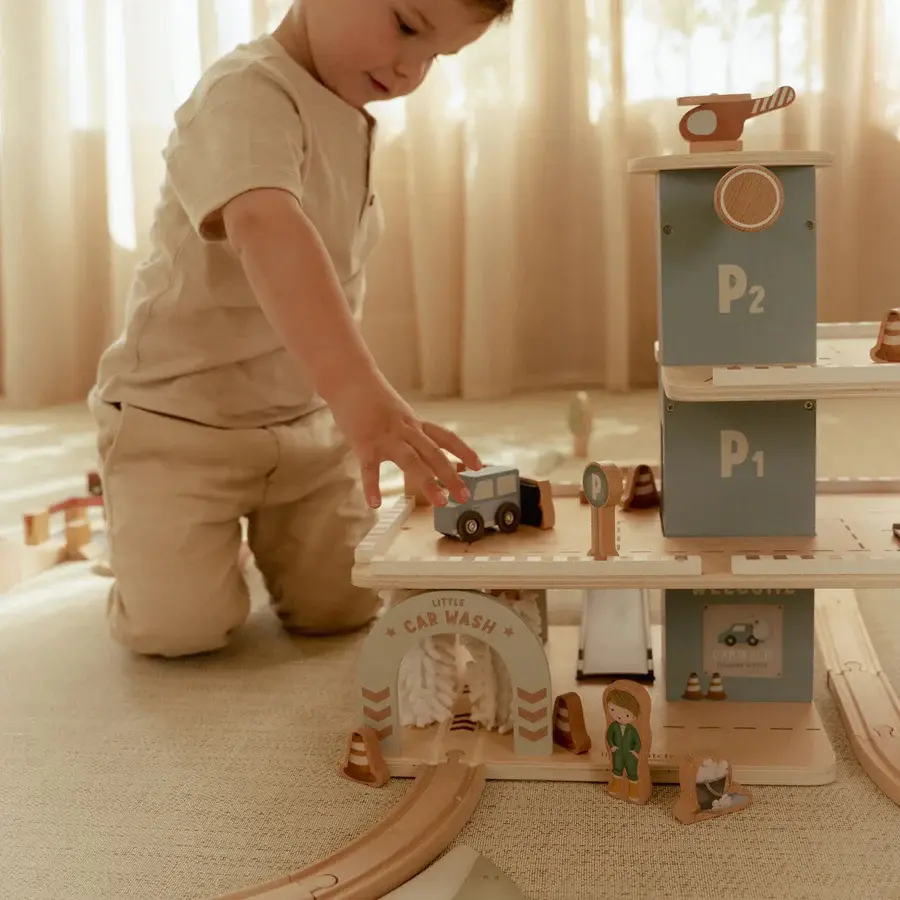 Little Dutch Little Dutch Garage