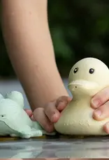 Hevea Hevea - Squeeze N Splash Toy - Duck (Sand) and Frog (Sage) - Gift Set