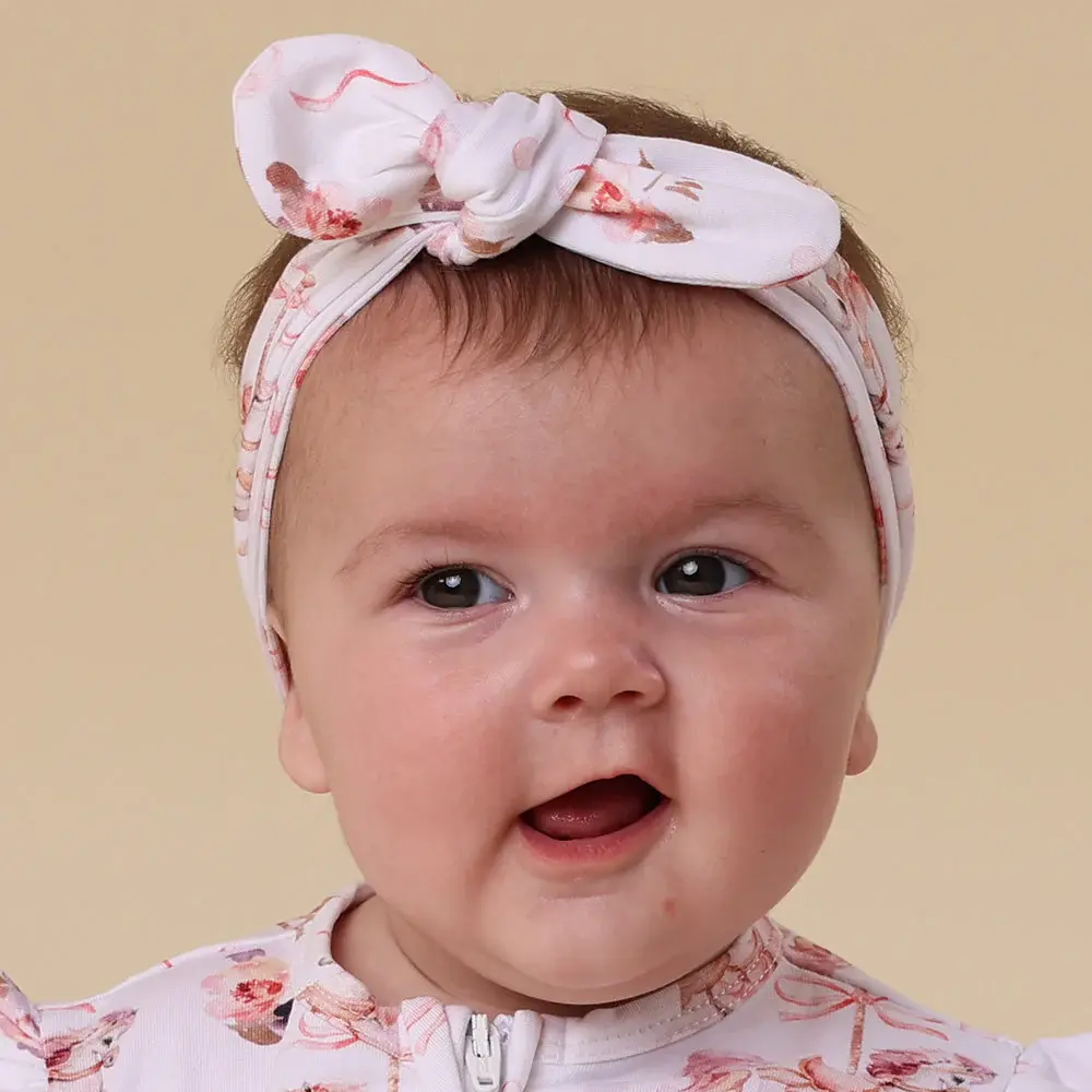 Snuggle Hunny Kids Snuggle Hunny Carousel Organic Topknot