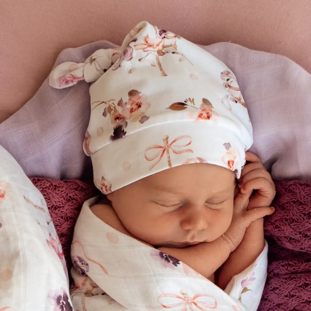 Snuggle Hunny Kids Snuggle Hunny Carousel Organic Knotted Beanie