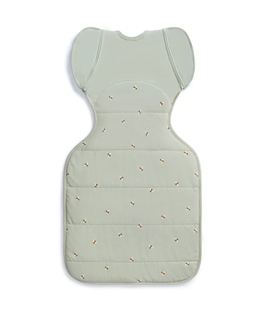 Love To Dream Love to Dream Transition Bag 2.5T Quilted Stretch Cotton Olive Bees