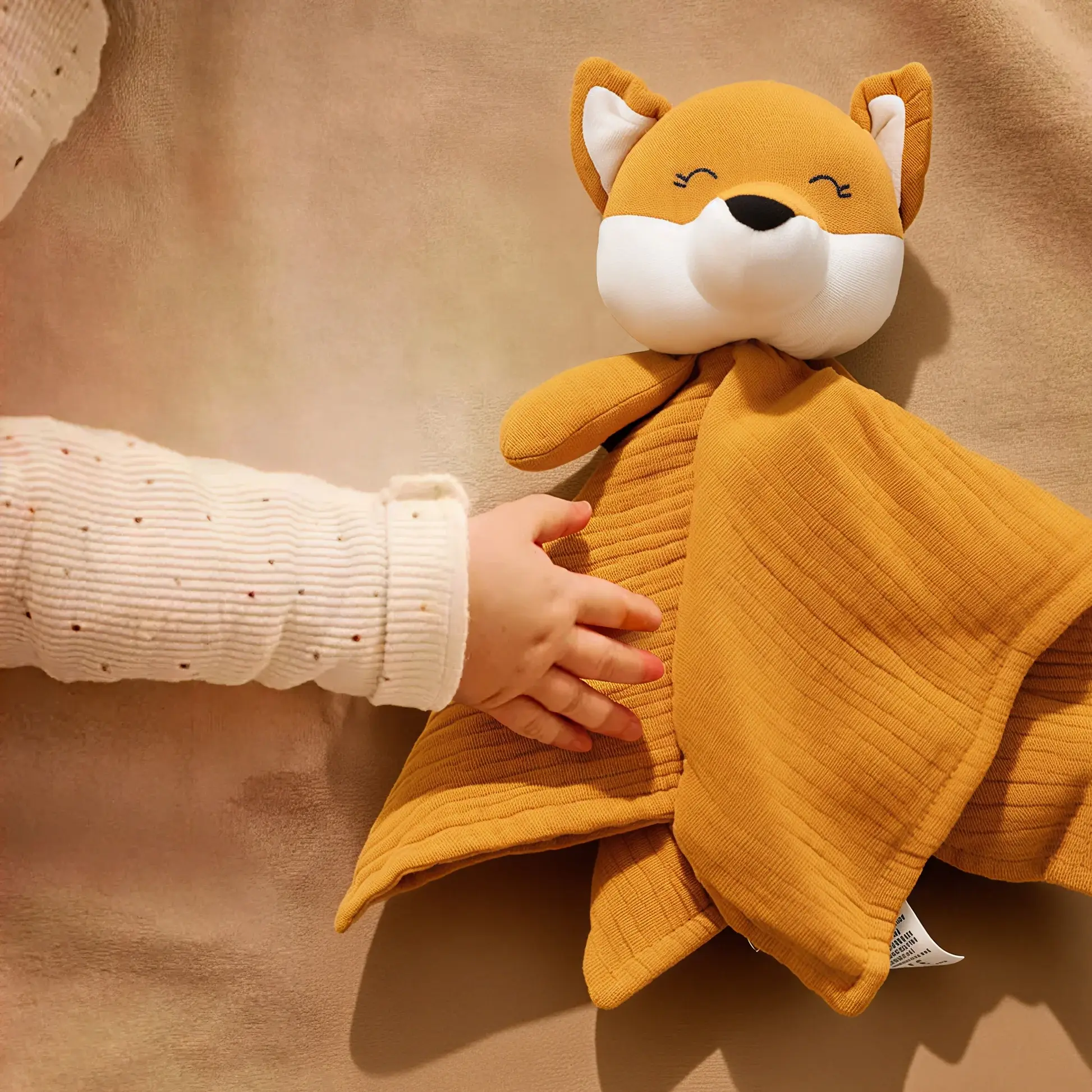 Boori Boori Felix Fox Soothing towel