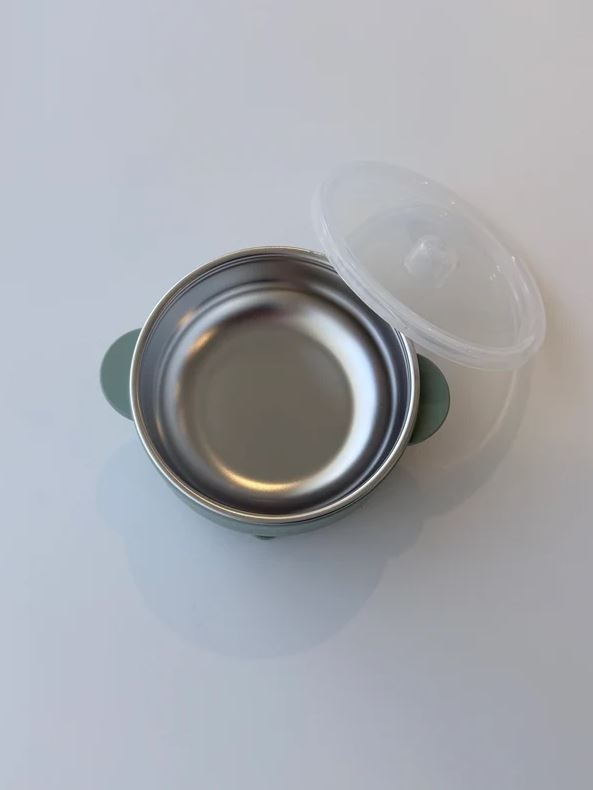 Meadow Lane Collective Stainless Steel + Suction Dinnerset - Green