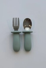 Meadow Lane Collective Stainless Steel + Suction Dinnerset - Green