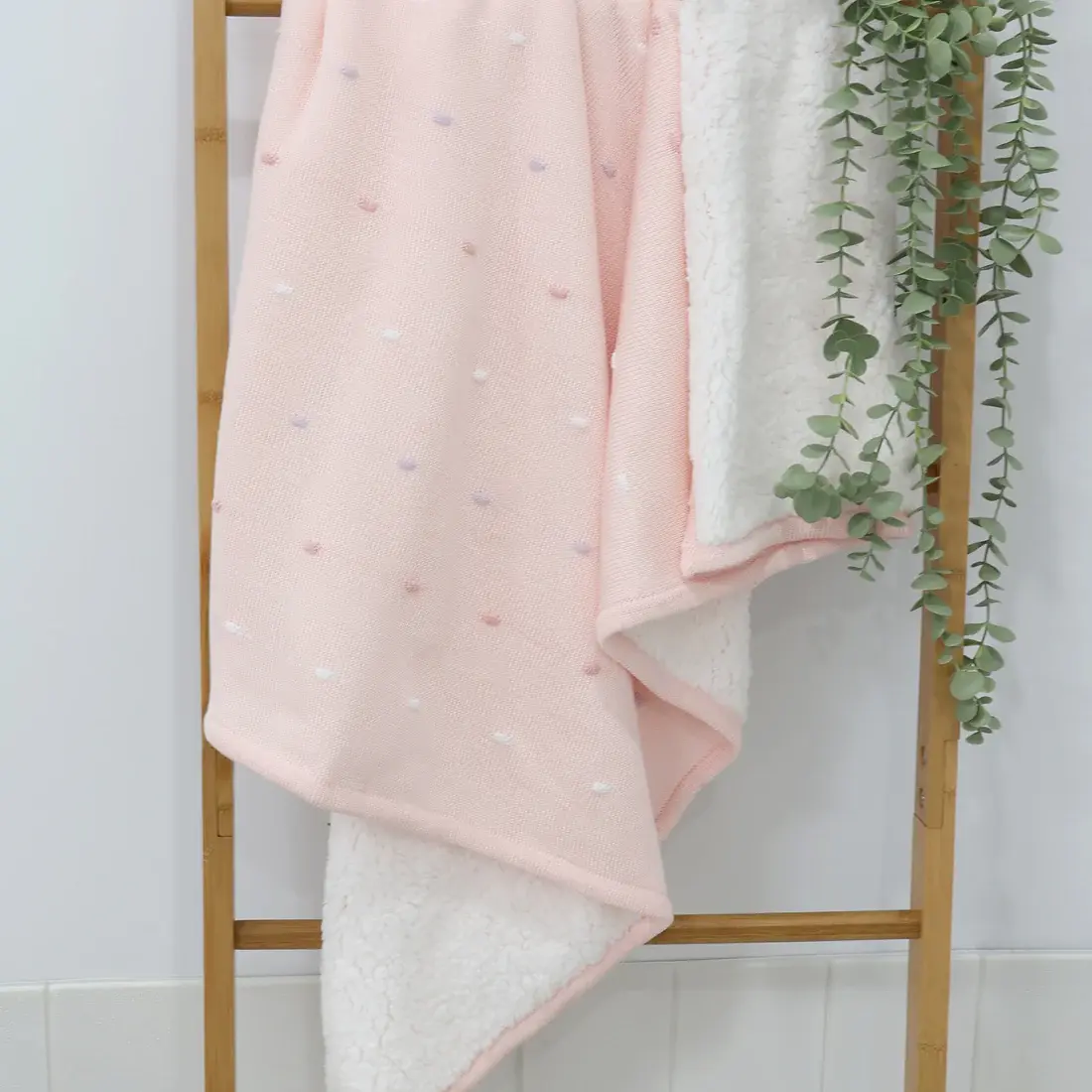 Bubba Blue Bubba Blue Confetti Knit Blanket - Berry