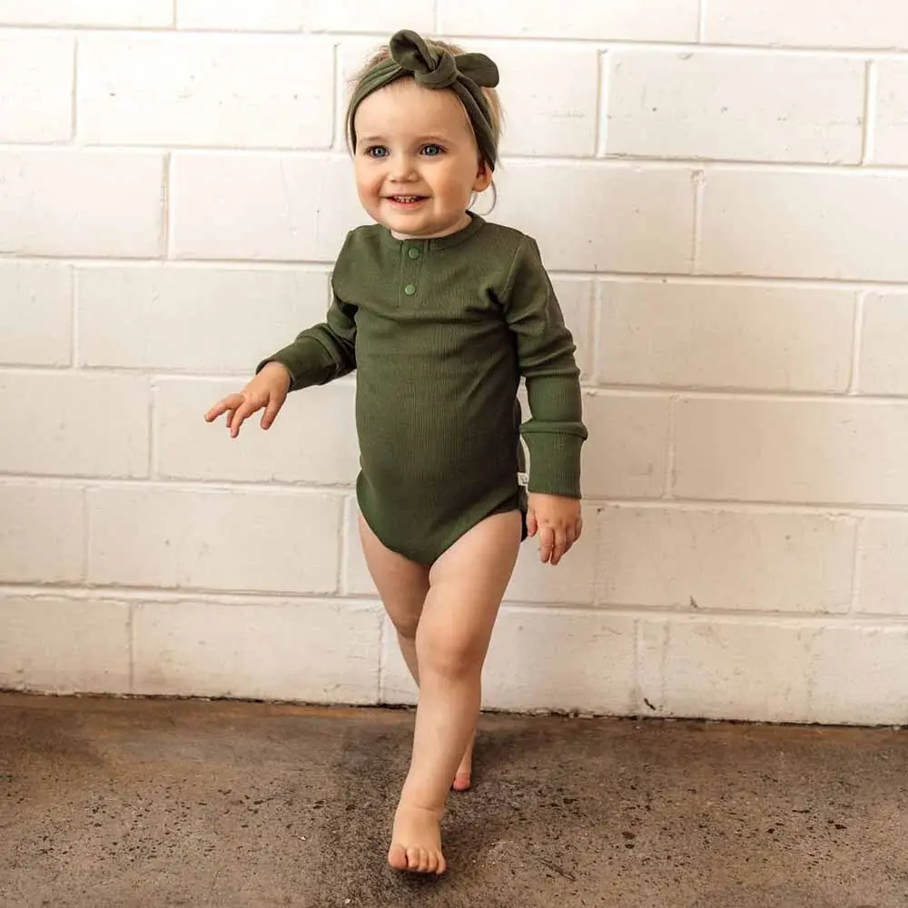 Snuggle Hunny Kids Snuggle Hunny Olive Long Sleeve Organic Bodysuit - Size 1