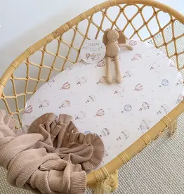 Snuggle Hunny Kids Snuggle Hunny Organic Bassinet Sheet / Change Pad Cover Up & Away