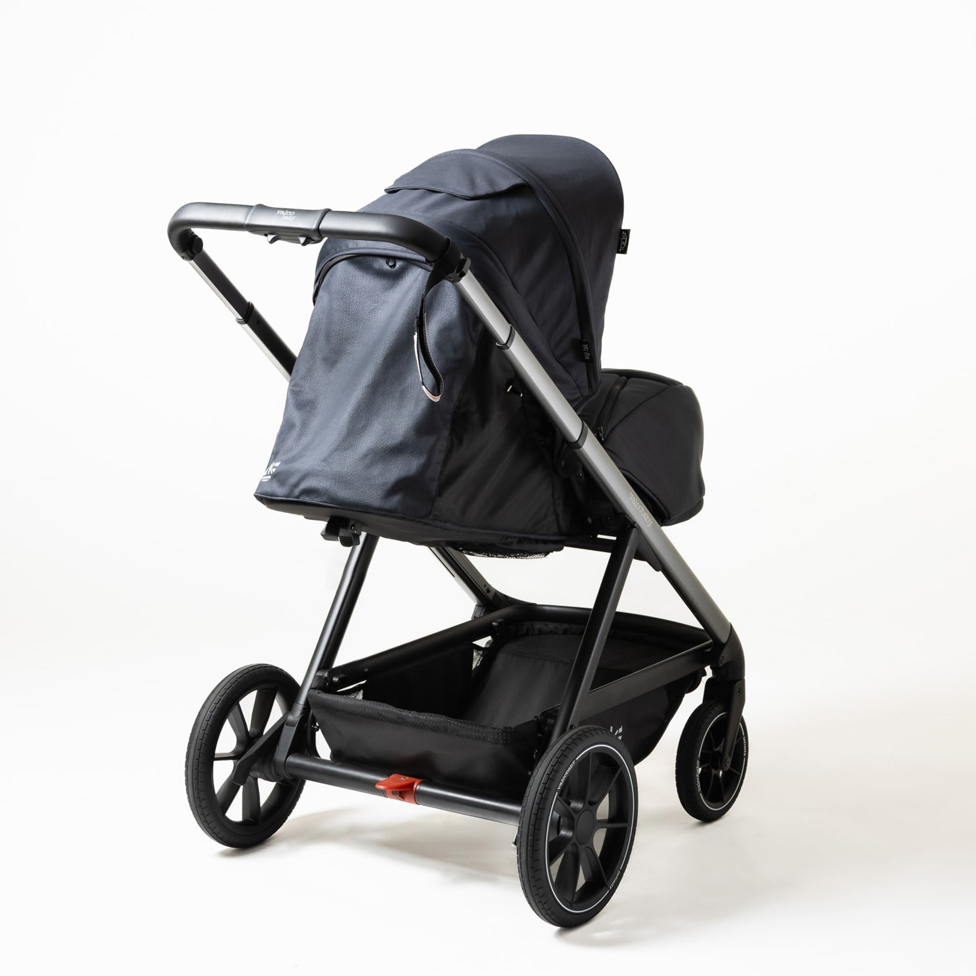 Valco Valco ARK - with Infinity Wheels Onyx - Gun metal Frame
