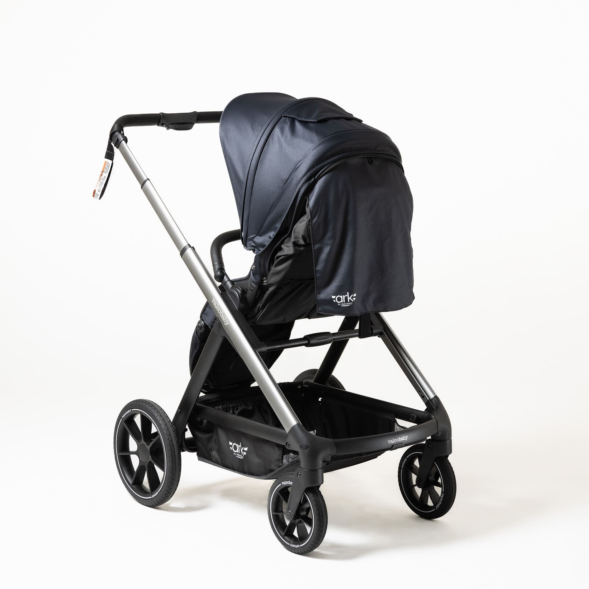 Valco Valco ARK - with Infinity Wheels Onyx - Gun metal Frame