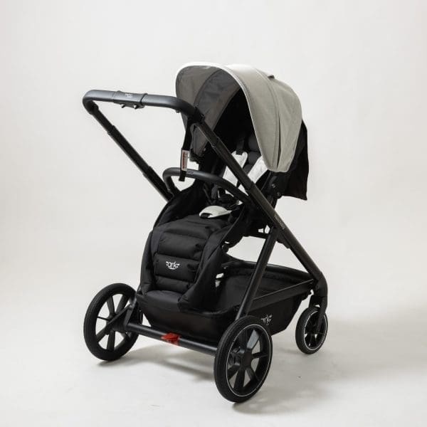 Valco Valco ARK - with Infinity Wheels Cloud - Black Frame