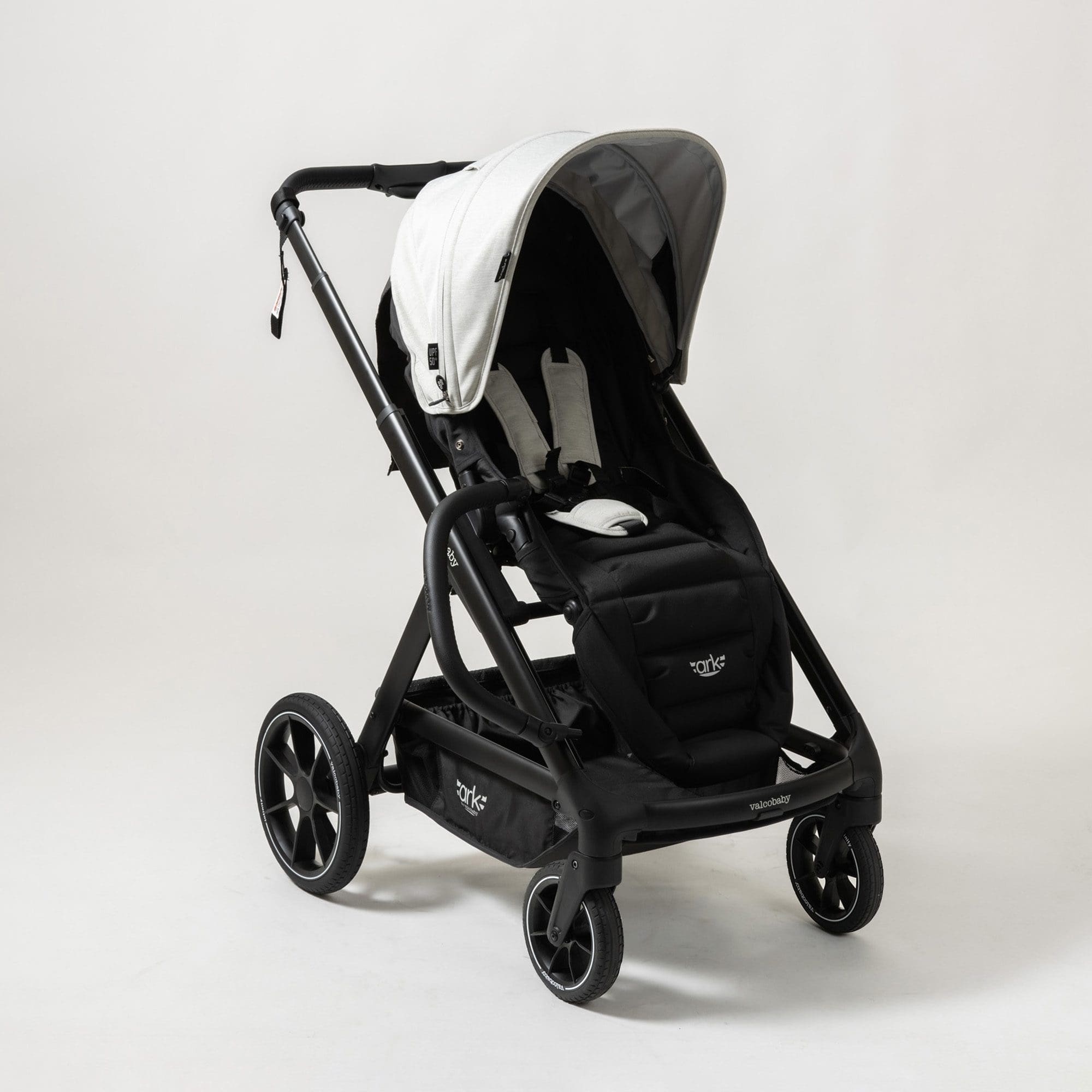 Valco Valco ARK - with Infinity Wheels Cloud - Black Frame