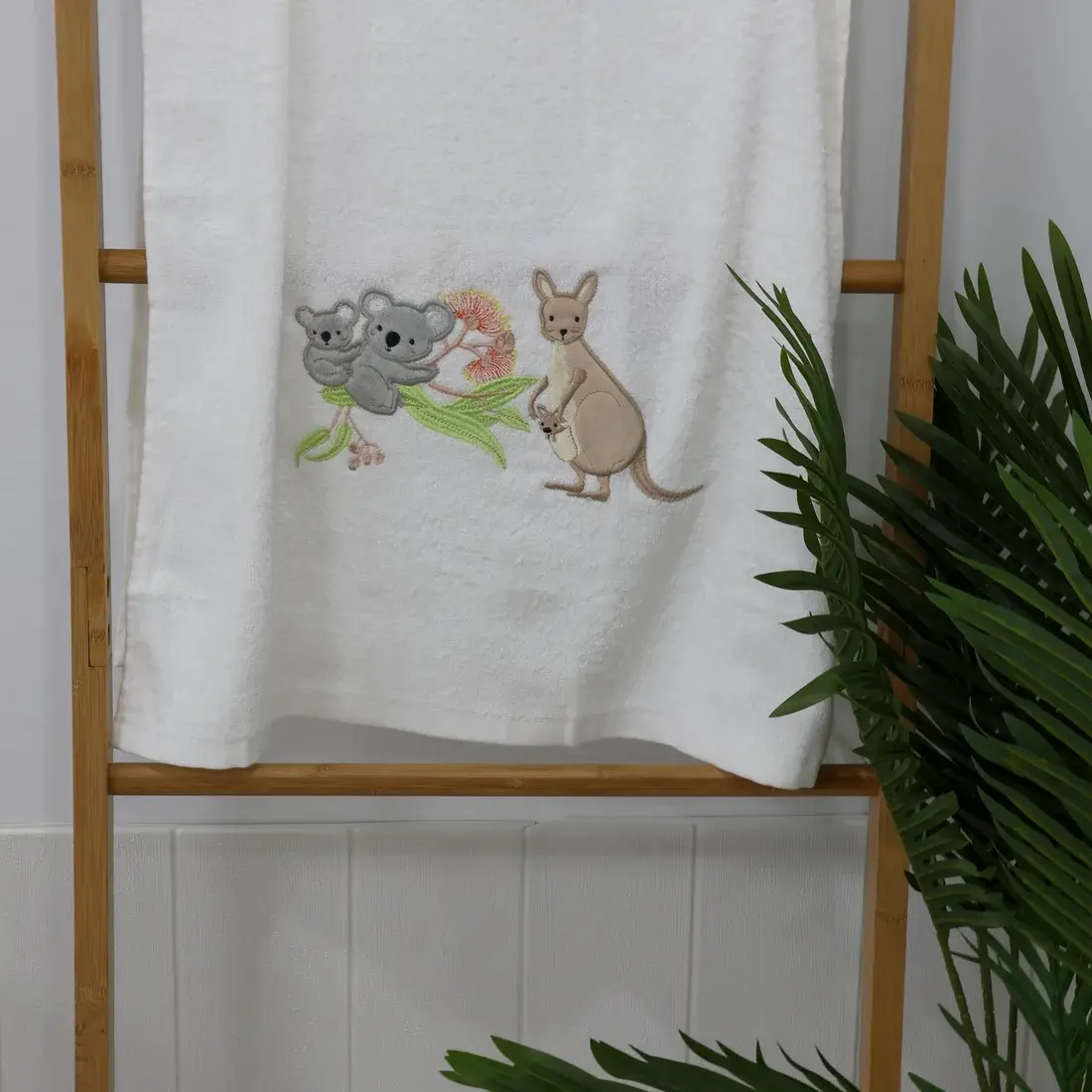 Bubba Blue Bubba Blue Aussie Animals Bath Towel