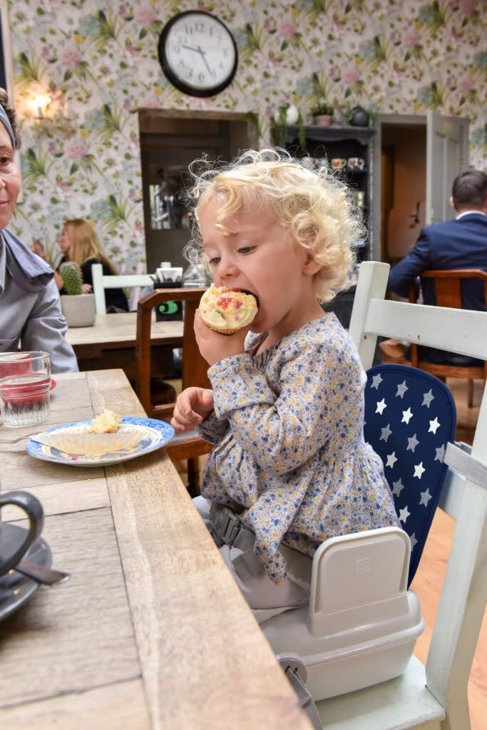 Benbat Benbat Yummi Go Booster Seat