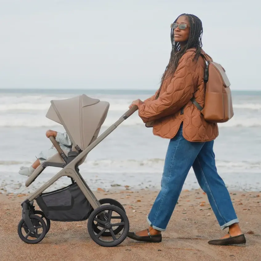 Silver Cross Silver Cross Cove 2 Champagne with Carrycot