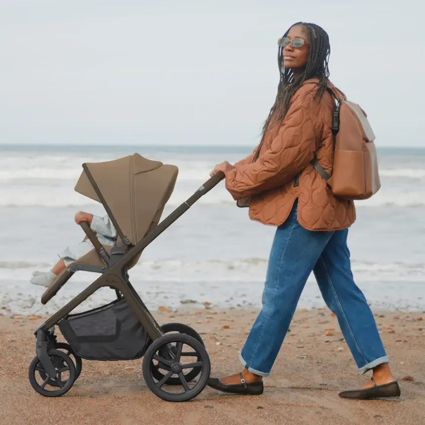 Silver Cross Silver Cross Cove 2 Maple with Carrycot