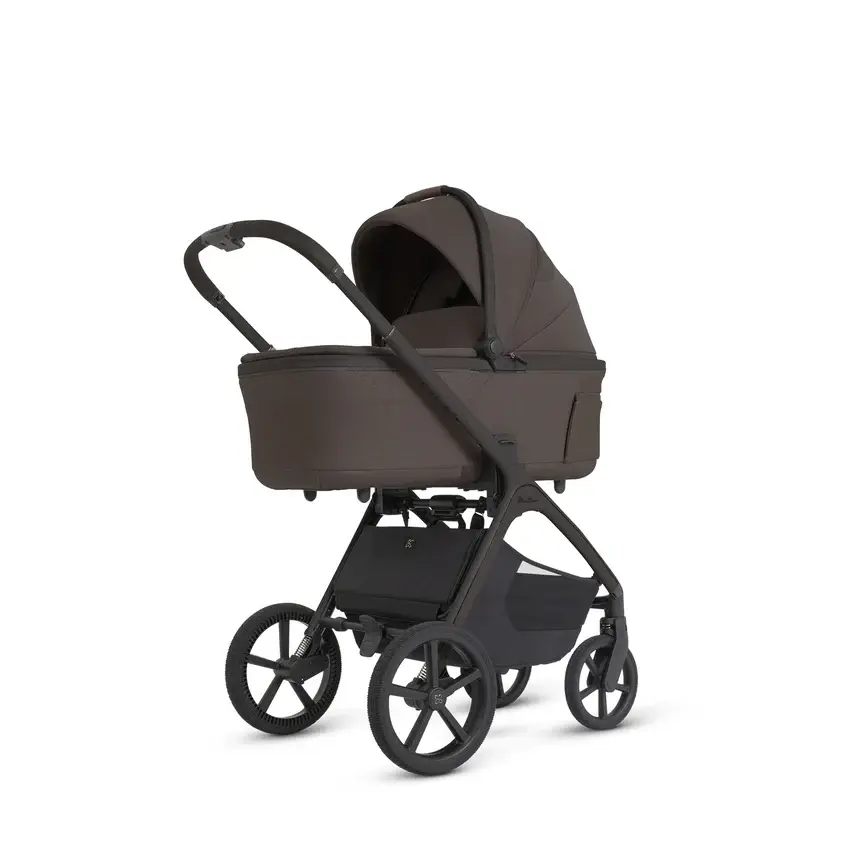 Silver Cross Silver Cross Cove 2 Chocolate with Carrycot