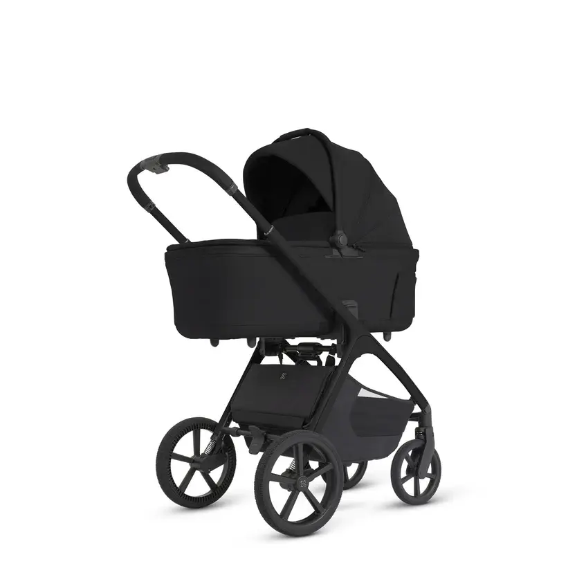 Silver Cross Silver Cross Cove 2 Onyx with Carrycot