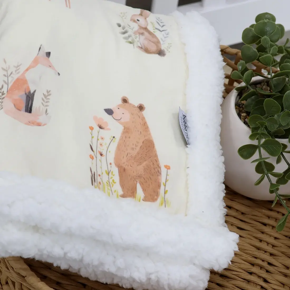 Bubba Blue Bubba Blue Enchanted Cuddle Blanket