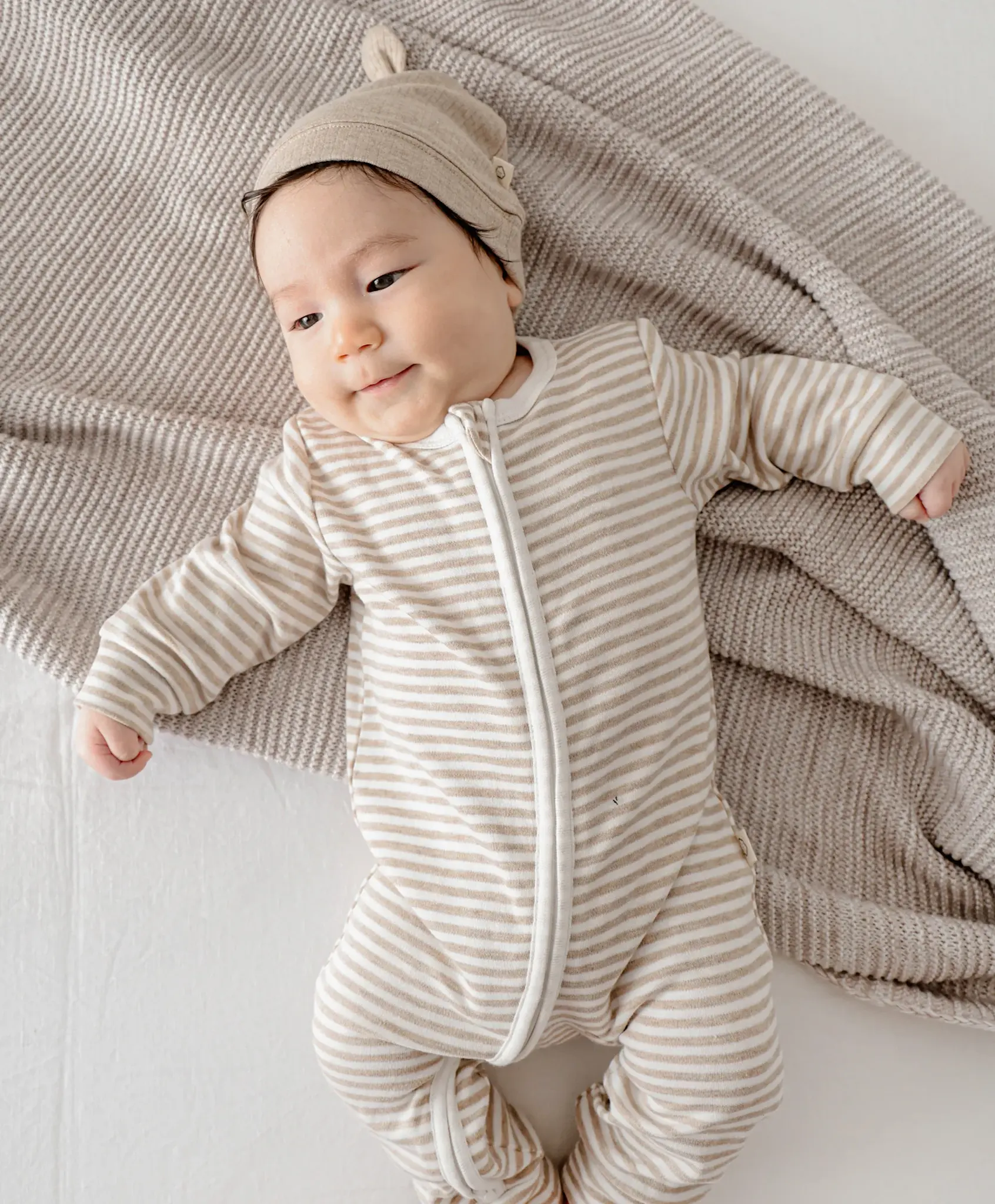 Lummi in Colour Lummi in Colour Organic Cotton Zip Growsuit - Oat Stripes