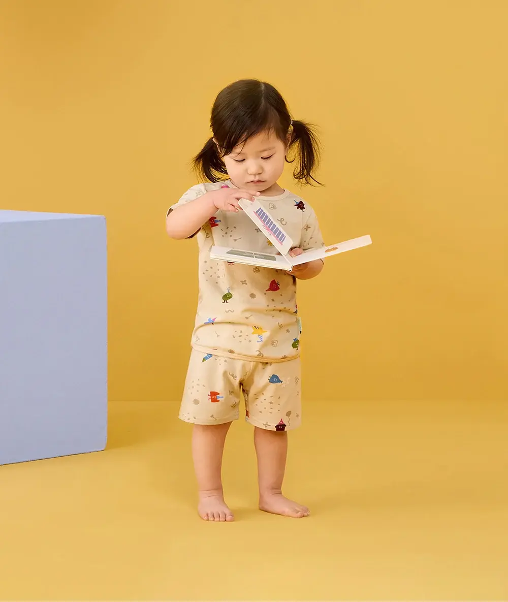 ErgoPouch ErgoPouch It's my birthday! Lift-the-flap Board Book