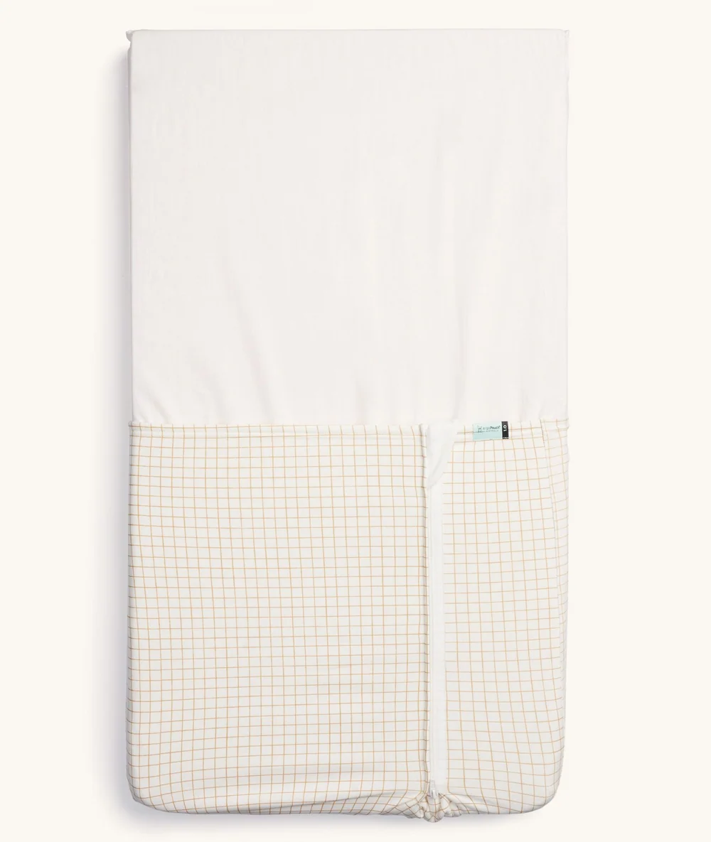 ErgoPouch ErgoPouch HugMe Blanket 0.2 & 1.0 TOG Caramel Grid