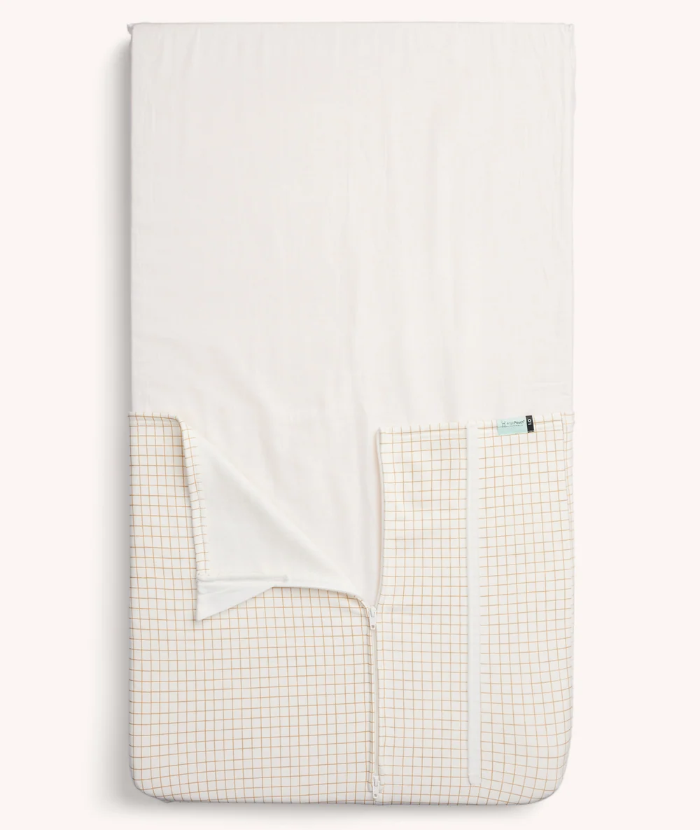 ErgoPouch ErgoPouch HugMe Blanket 1.0 & 2.5 TOG Caramel Grid