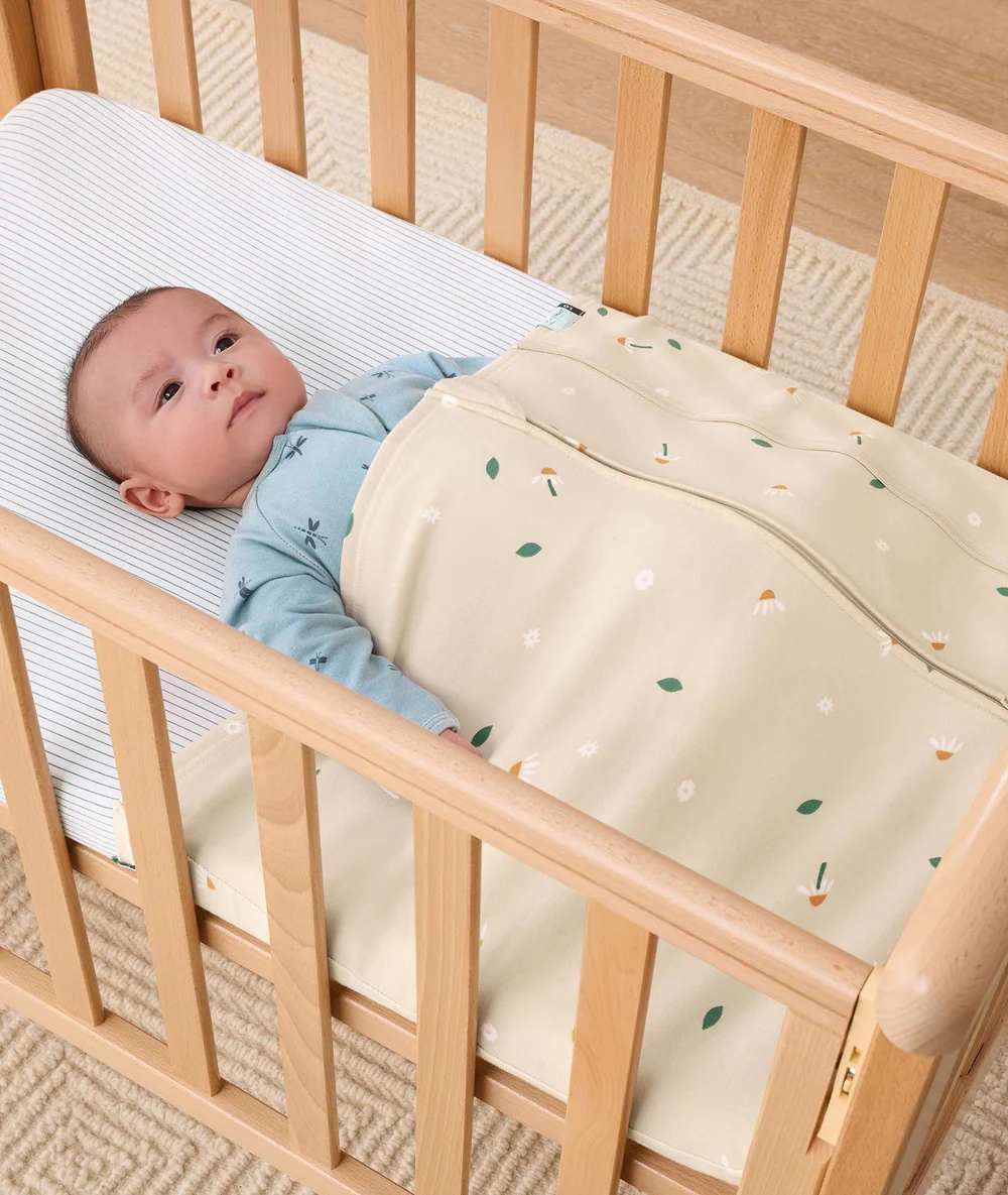 ErgoPouch ErgoPouch HugMe Blanket 1.0 & 2.5 TOG Daisy Sprinkle