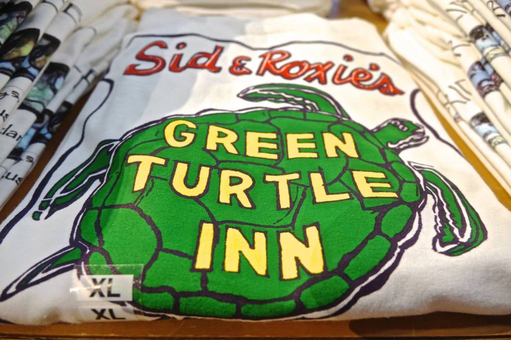 Green Turtle S/S Tee Shirts