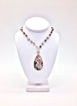 Purple/Pearl w/multi Pendant