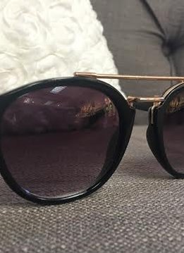 Glossy Black Sunglasses with Gold Bar