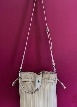 Vertically Lined Drawstring Shoulder Bag in Blush