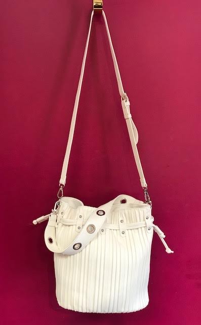 Vertically Lined Drawstring Shoulder Bag in White