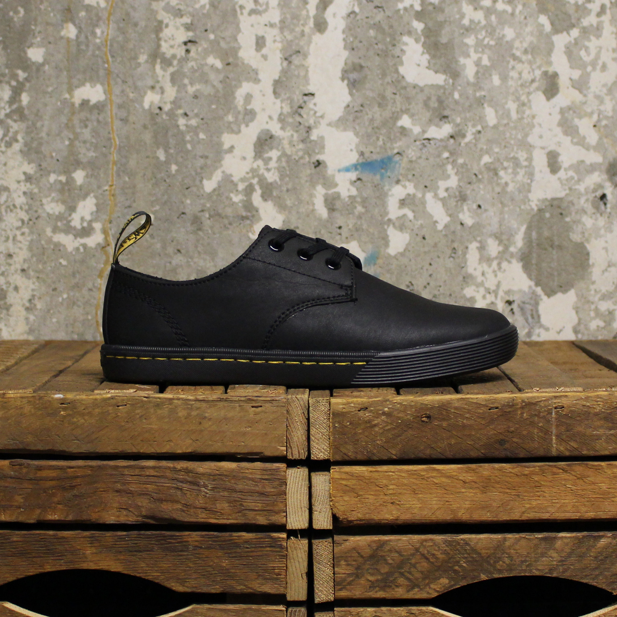 dr martens black mohawk