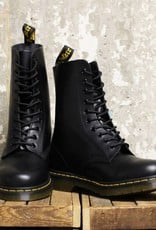 1490 smooth dr martens