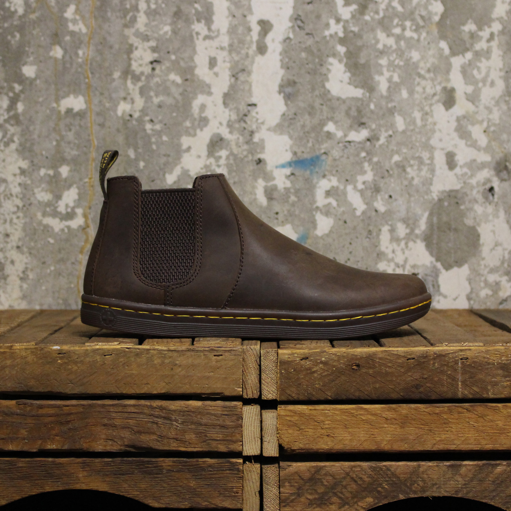 dr martens burnished wyoming