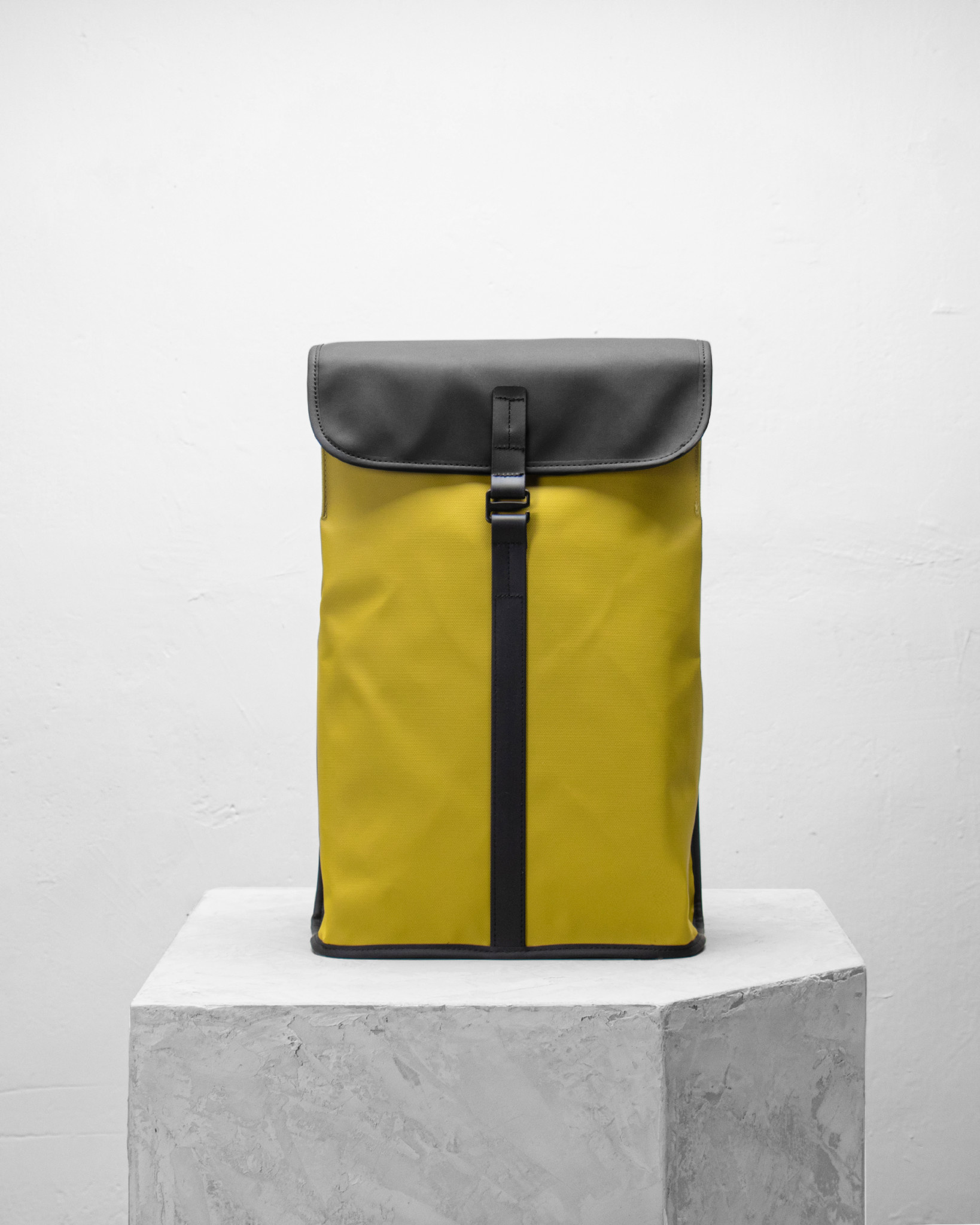 topologie satchel backpack