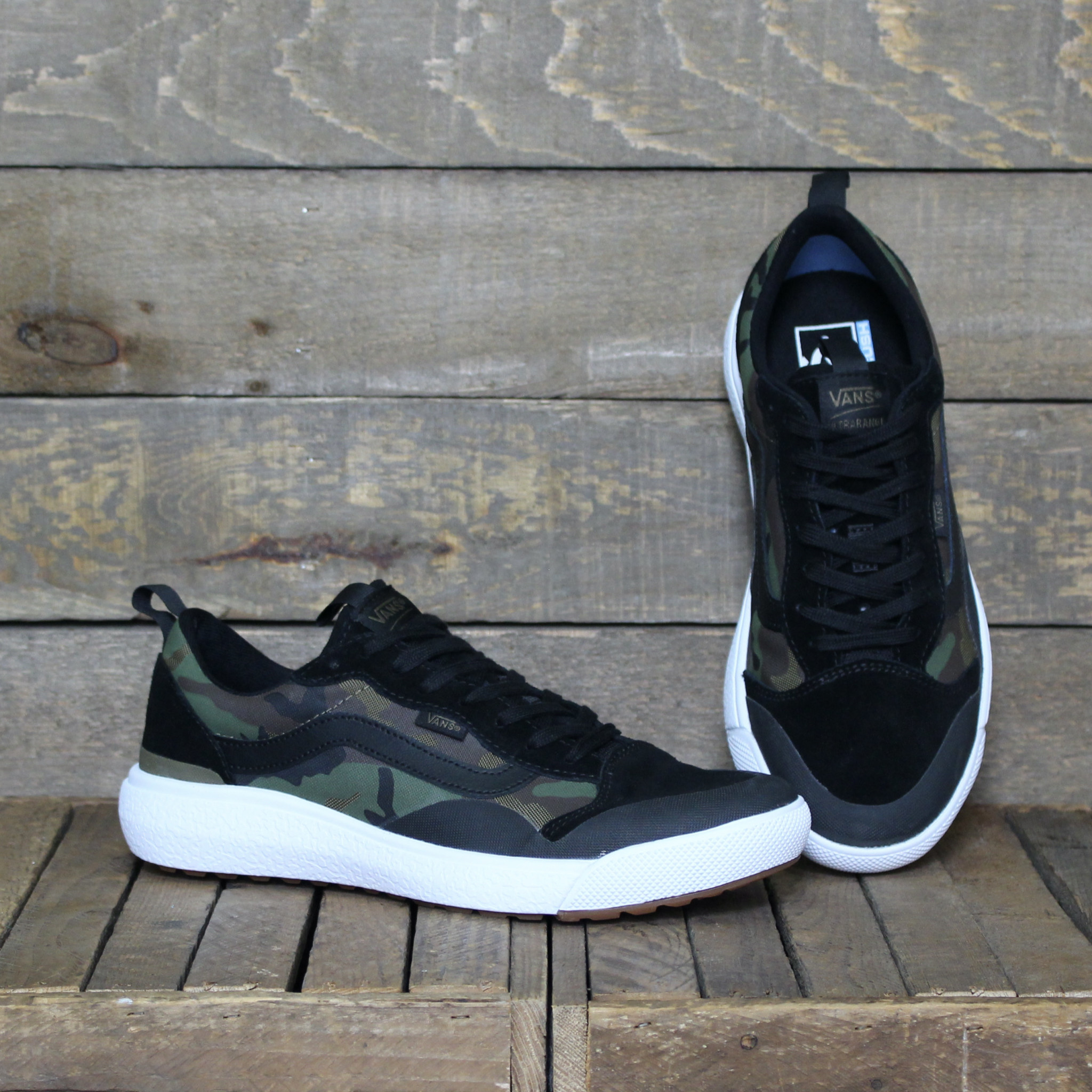 vans camo black