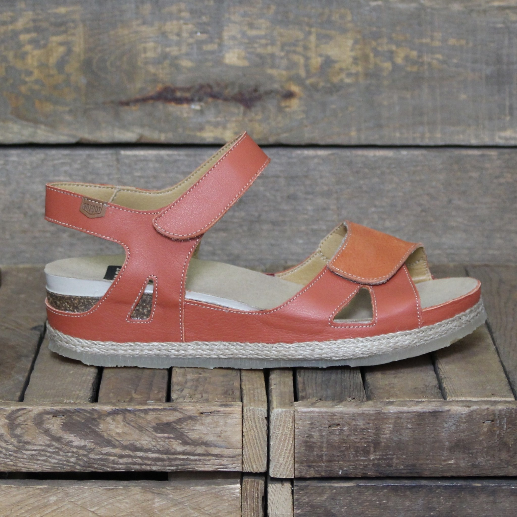 On Foot On Foot - 221 Trenton Women Sandals - Teja (Orange)
