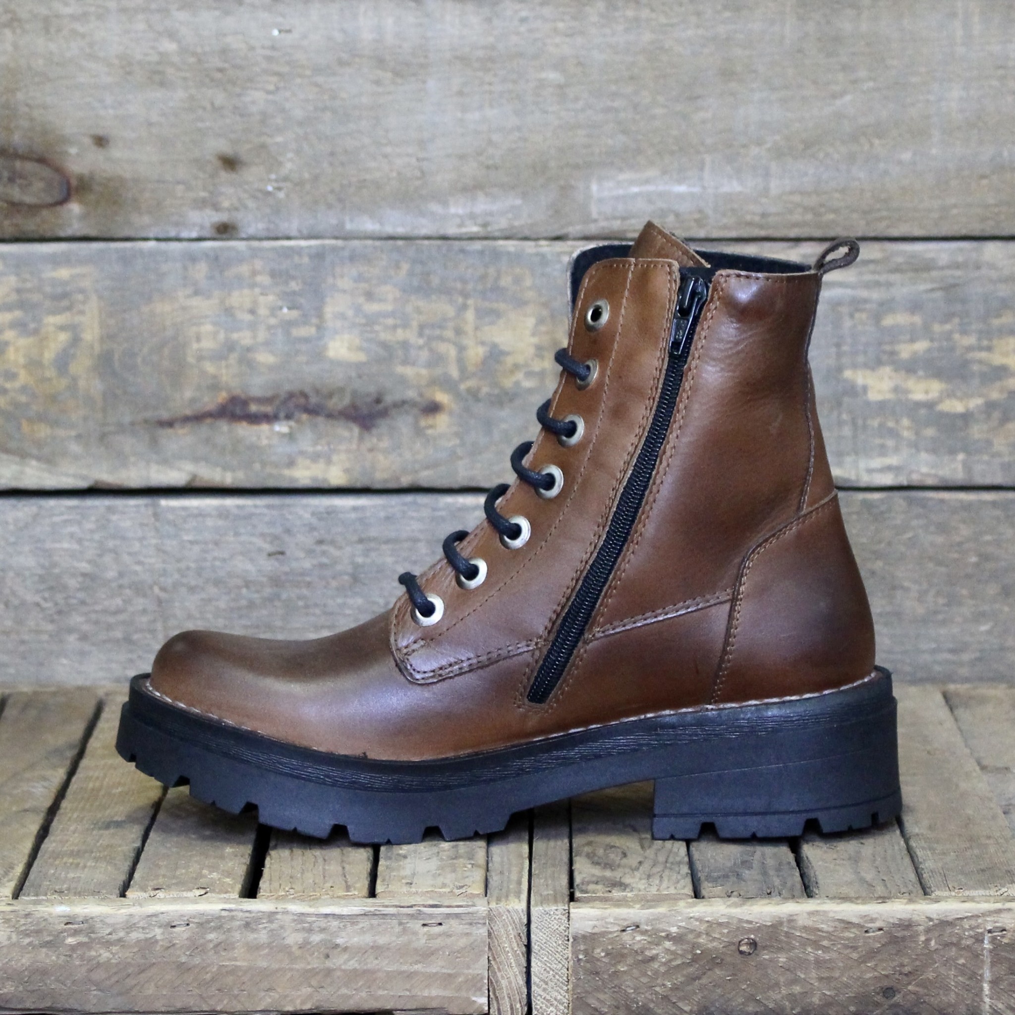 Chacal Chacal - 6076 Madison Leather - Ocre